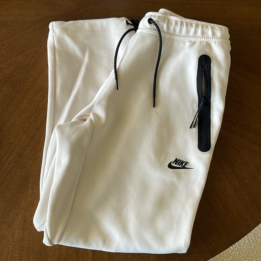 Nike jogger size M men’s